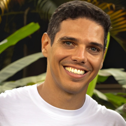 Alvaro Menezes